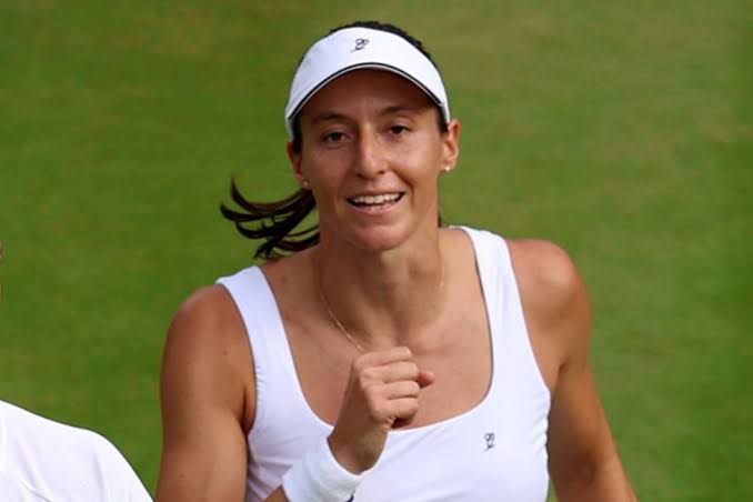 Luisa Stefani alcança a final de duplas mistas em Wimbledon e faz história no tênis brasileiro